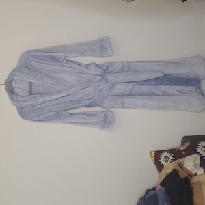 Natori Robe Frosted Soft Blue